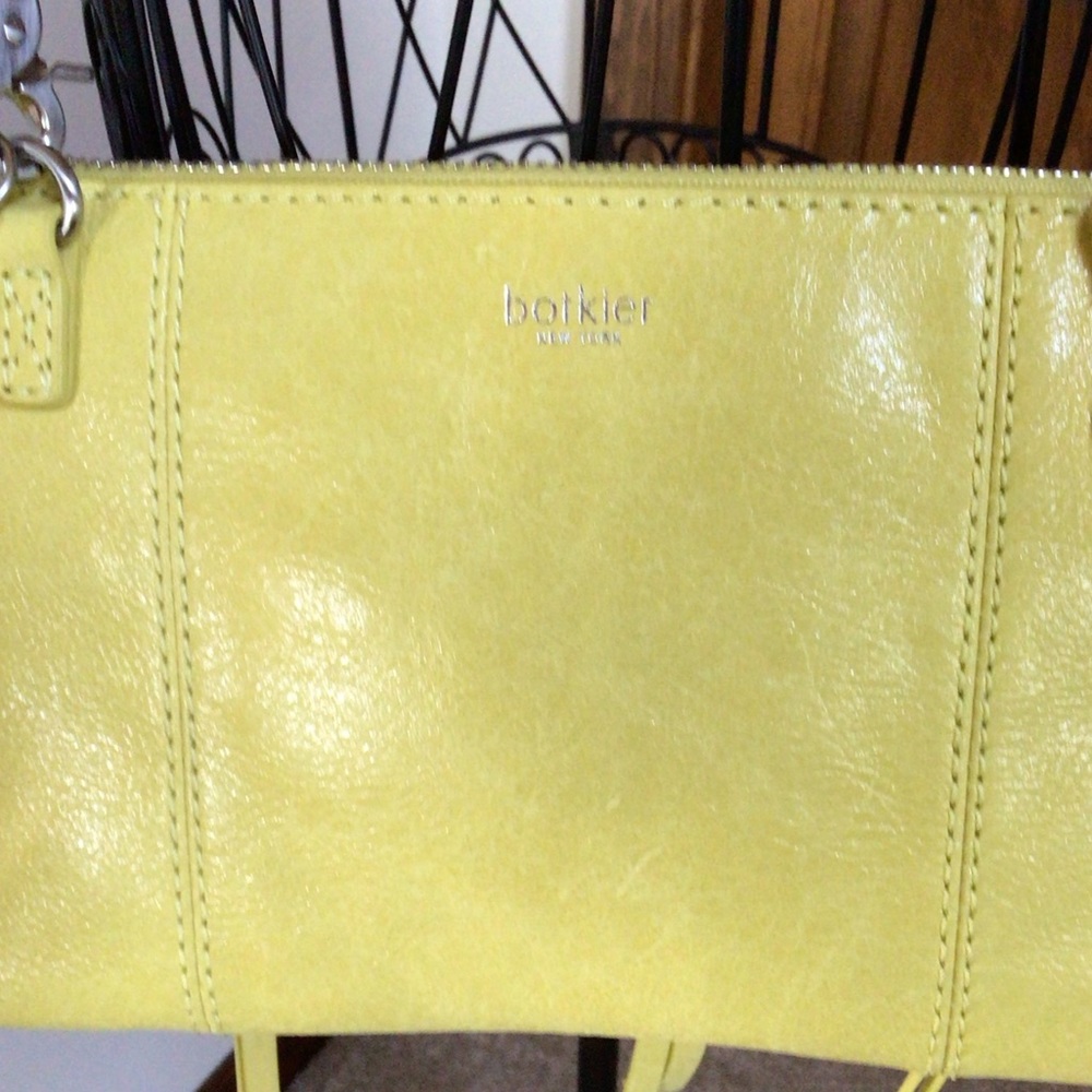 New Botkier Logan Bag Convertible Crossbody/Wristlet in Yellow - Picture 9 of 10